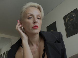 LadyMariaNylons