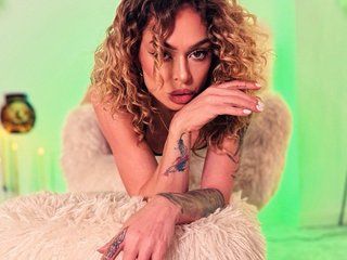 curlynatashaa
