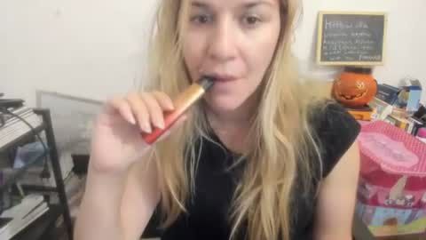 Mia