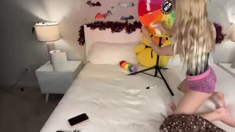 Ava Synclair