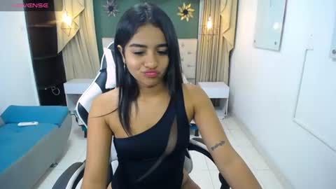 emiily_naugthy18