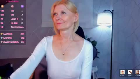 julie_lucasss