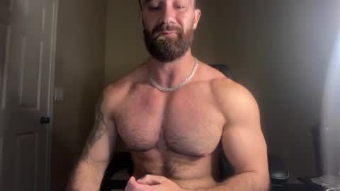 Skyler Flexes