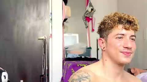 xandernaked